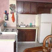 Kitchen Photo 2